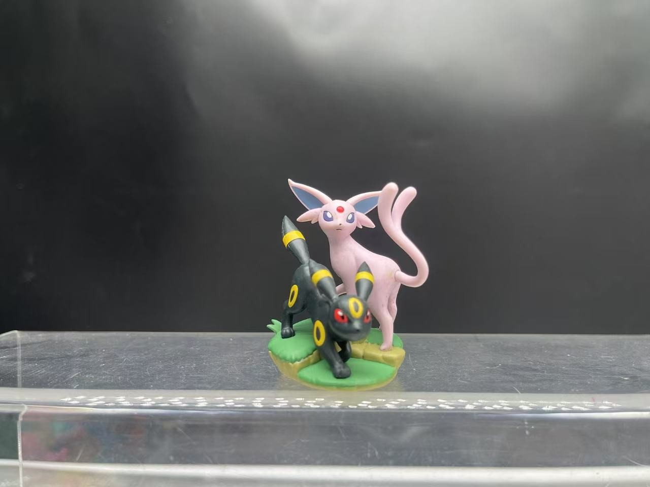Model Kit Umbreon - ポケモンアニメ漫画かわいいアンブレオンエスペオンアクションフィギュアモデルデスクトップ装飾飾り子供ファンチャーム誕生日ギフト