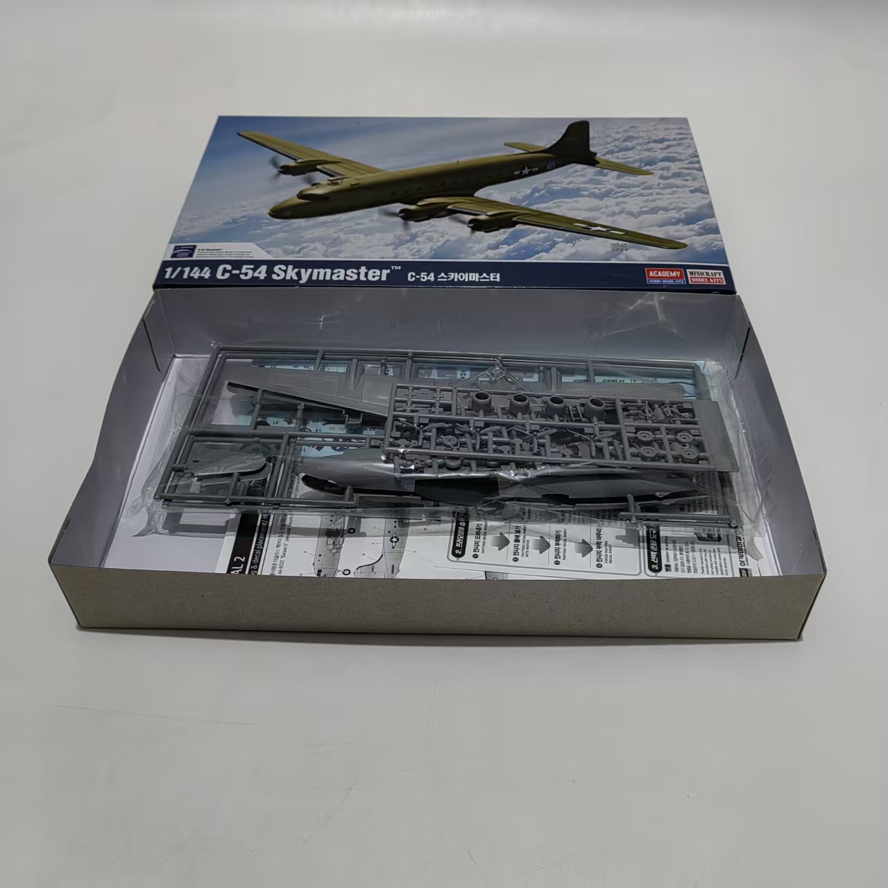 Model Kit Academy - AC12652 アカデミー 1/144 米空軍 C-54 スカイマスター
