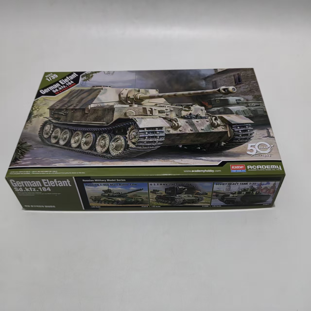 Model Kit Academy - AC13537 アカデミー 1/35 エレファント Sd.kfz.184 戦車組立モデルキット