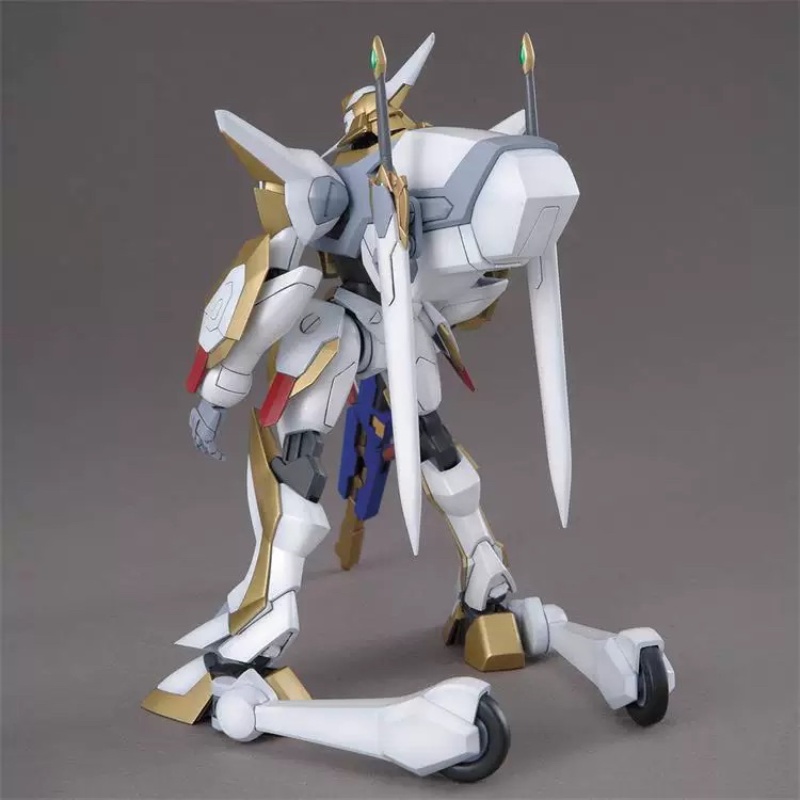 在庫ありバンダイ Hg 1/35 コードギアス反逆のルルーシ - Model Kit Code Geass のレビューと価格