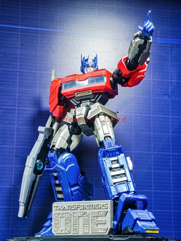 本物の Blokees トランスフォーマー 1 オプティマス - Model Kit Transformers Blokees のレビューと価格