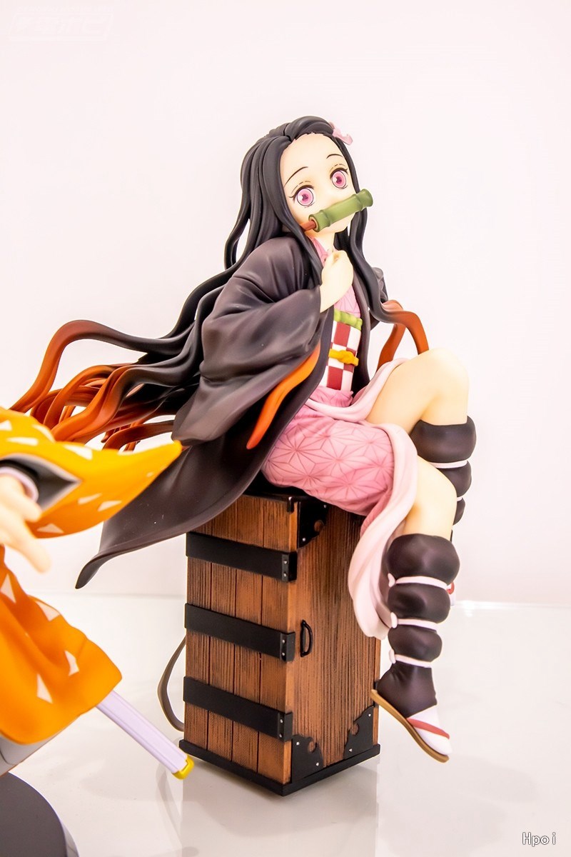 女性のための灰色のコレクタブルフィギュア,マネキン,杖,座っ - Model Kit Nezha のレビューと価格