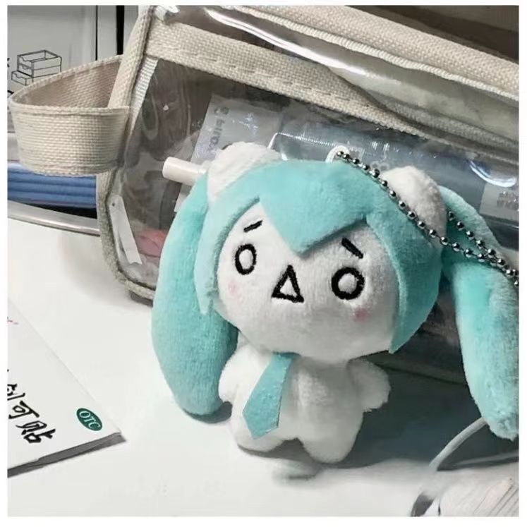かわいい初音ミク×絵文字コラボふふぬいぐるみキーホルダー景品 - Model Kit Hatsune Miku のレビューと価格